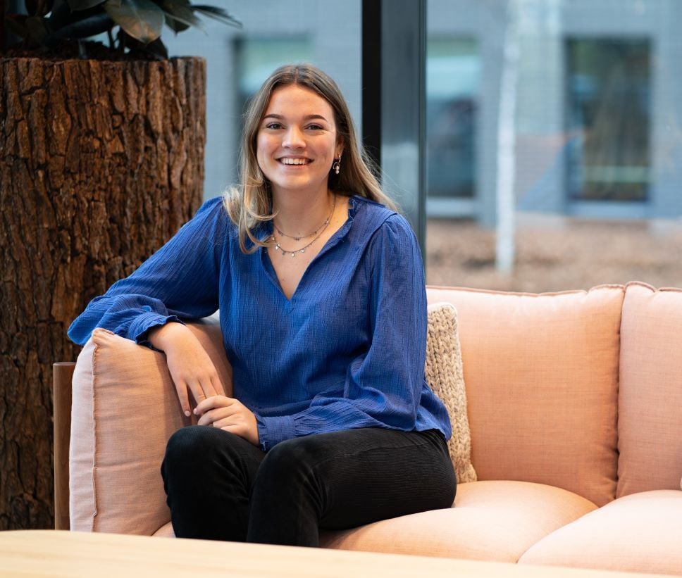 Annemiek Hoogendoorn 1 kleiner